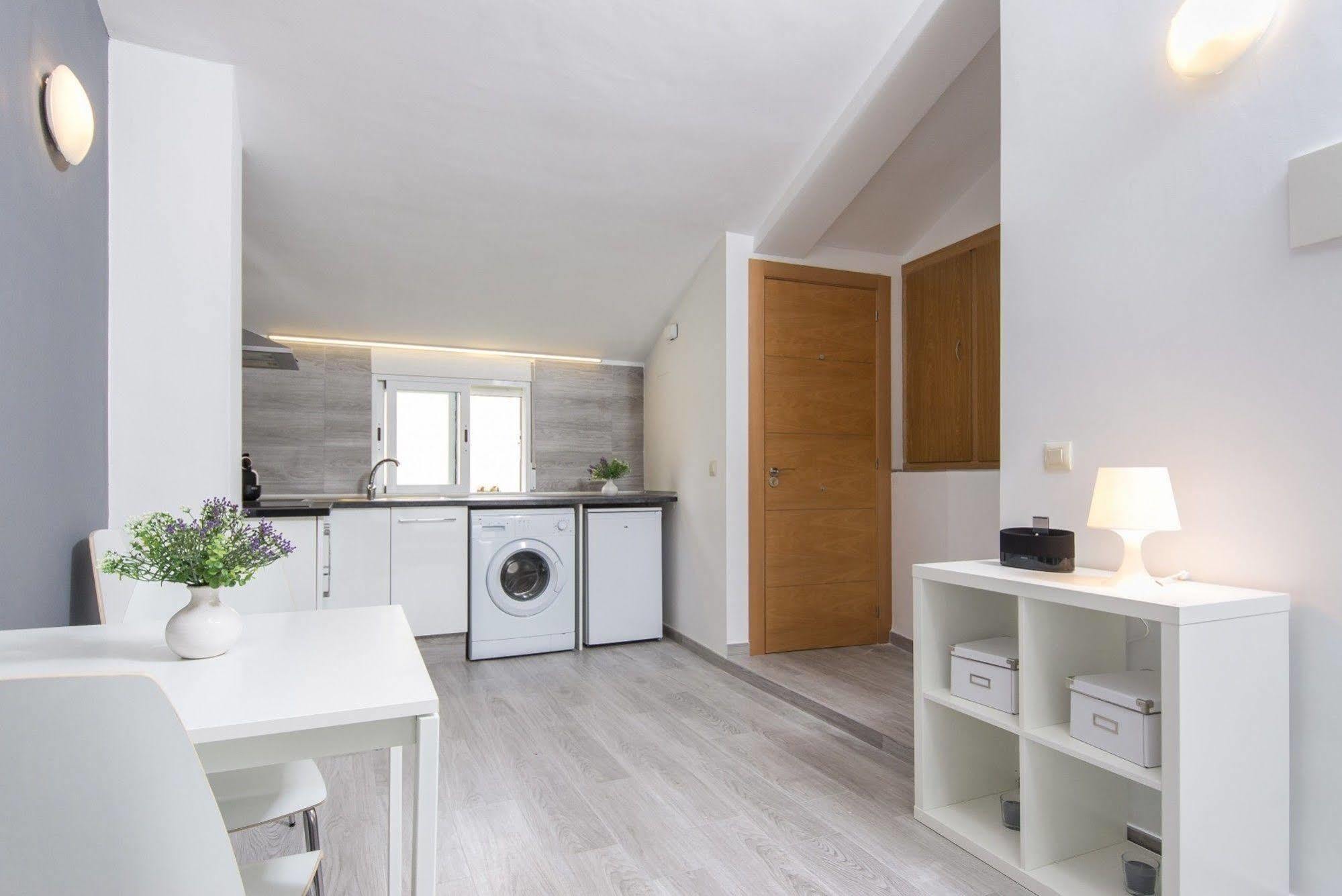 Bet Apartments - Tramontana Apartments 발렌시아 외부 사진