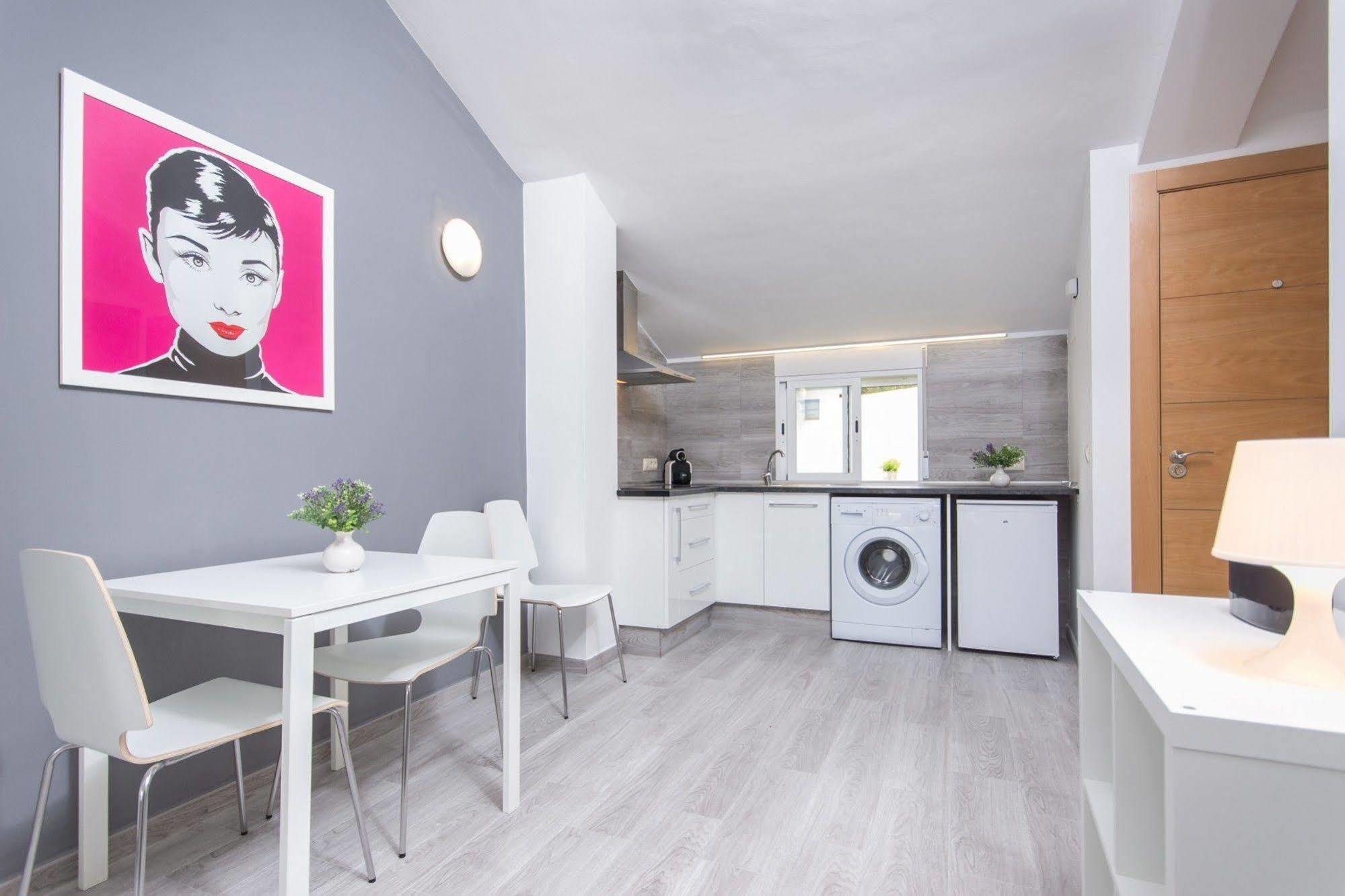 Bet Apartments - Tramontana Apartments 발렌시아 외부 사진