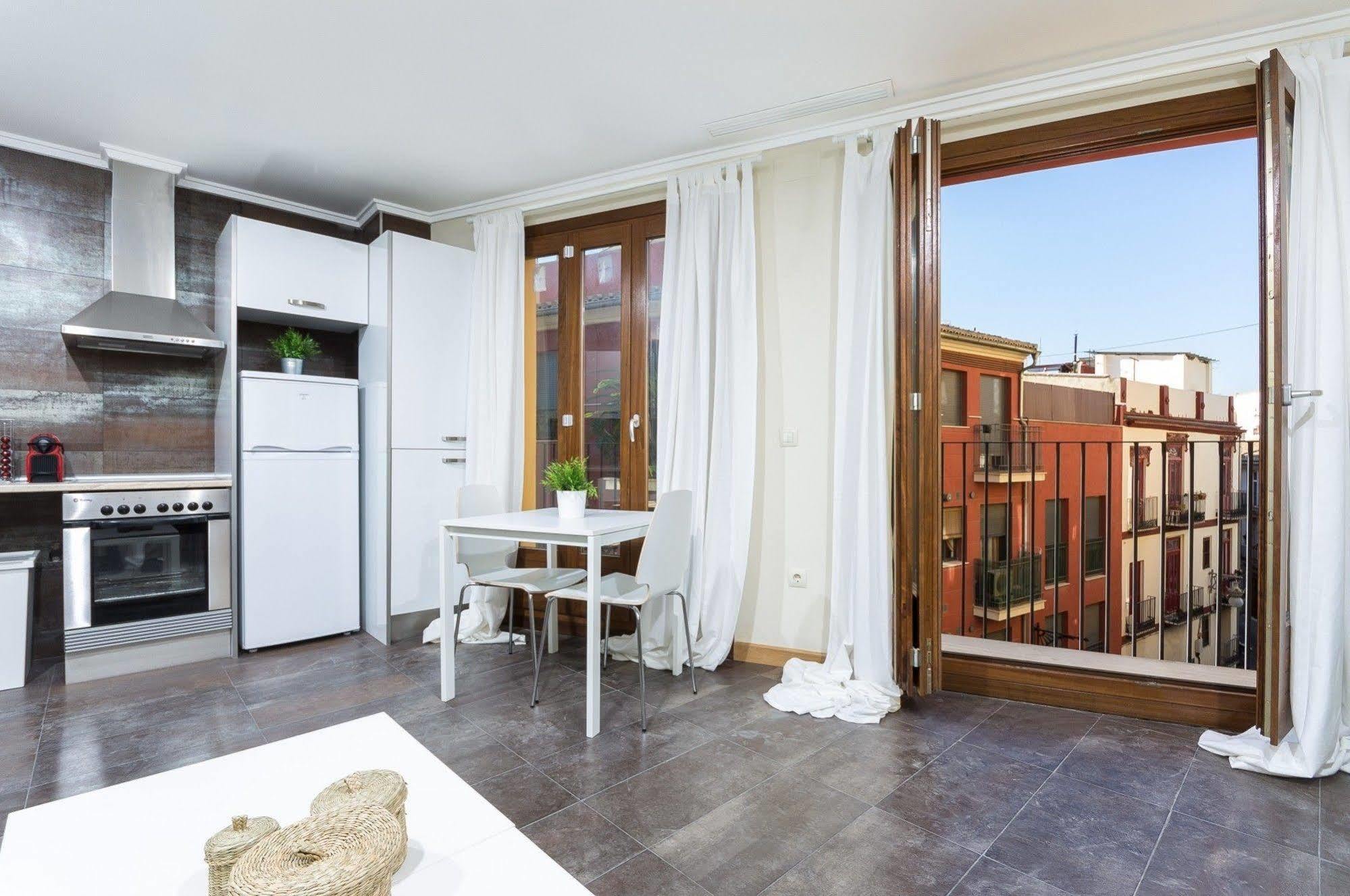 Bet Apartments - Tramontana Apartments 발렌시아 외부 사진