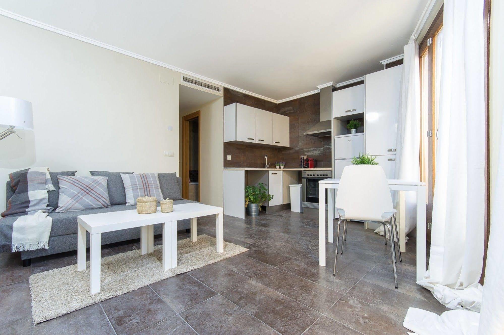 Bet Apartments - Tramontana Apartments 발렌시아 외부 사진